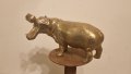 Масивен метален хипопотам., снимка 1 - Антикварни и старинни предмети - 43788730