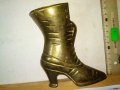 Старо ГОЛЯМО КОЛЕКЦИОНЕРСКО КРАСИВО ШАРМАНТНО БРОНЗОВО ДАМСКО БОТУШЧЕ - ВАЗА МАЙСТОРСКА РАБОТА 42754, снимка 12