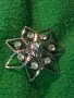 НЕЖНА ЗВЕЗДОВИДНА АЖУРНА ПОСРЕБРЕНА АРТ БРОШКА с ИСКРЯЩИ ФАСЕТИРАНИ КРИСТАЛЧЕТА 48823, снимка 10