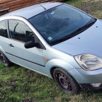 Ford Fiesta 1.4 TDCI Автоматик На ЧаСтИ, снимка 2 - Автомобили и джипове - 39392821