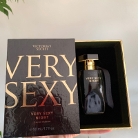 Нов дамски парфюм Very Sexy night на Victoria’s Secret, снимка 1 - Дамски парфюми - 44931156
