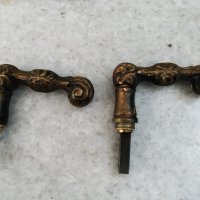 осем стари дръжки за врата от бронз, снимка 1 - Антикварни и старинни предмети - 26497591