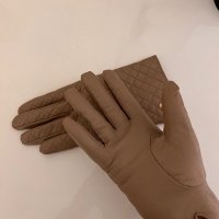 Дамски ръкавици GUESS бежови, снимка 2 - Ръкавици - 43166098