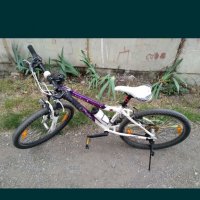 Продавам велосипед алуминиева рамка Melisa Genesis 24. 