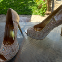 Официални златисти обувки с дантела и камъни номер 38, снимка 3 - Дамски елегантни обувки - 36549815