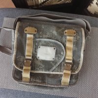 маскировъчна чанта за през рамо от Холандия, снимка 1 - Чанти - 39153350