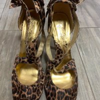 Уникални нови секси леопардови официални сандали на висок ток 40.5 номер , снимка 1 - Сандали - 36969249