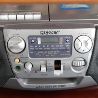 Радиокасетофон със CD SONY, снимка 1 - Радиокасетофони, транзистори - 27943291