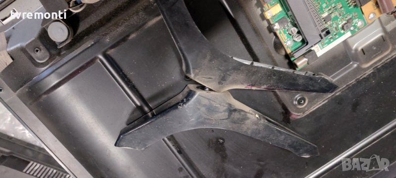 крачета за телевизор TELEFUNKEN модел 32HE4011​, снимка 1