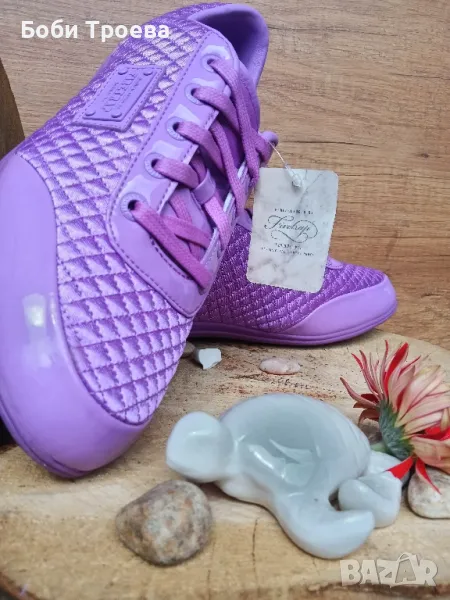 Дамски Модел Firetrap са със спортен, но модерен външен вид, което ги прави идеални за ежедневието, снимка 1