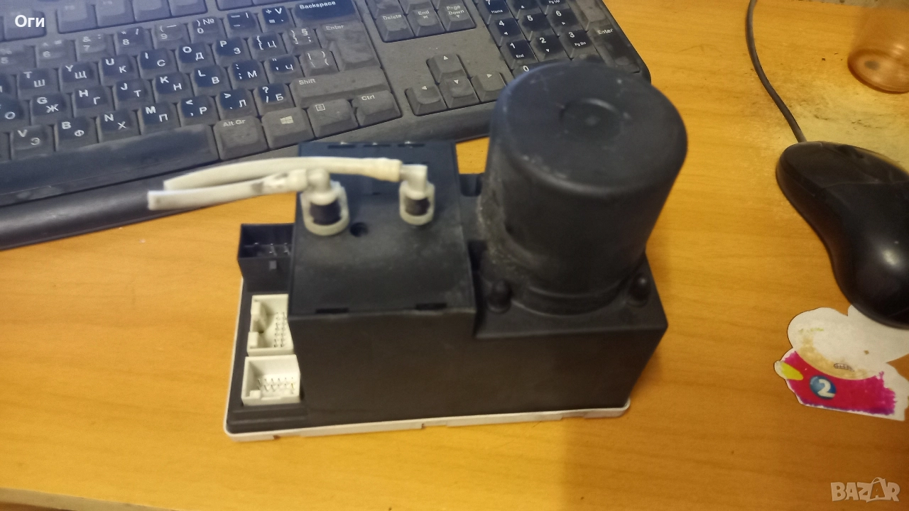 Вакуум помпа централно заключване за Ауди А3 и А4 8L0 862 257 K, снимка 1