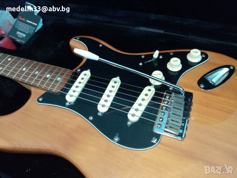 Westfield Fender walnut stratocaster 1989  pro series ел. китара, снимка 1