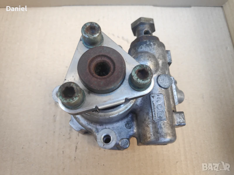 Хидравлична помпа Audi A8, снимка 1