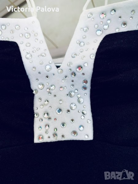 Скъп марков потник/топ GUESS оригинал, снимка 1