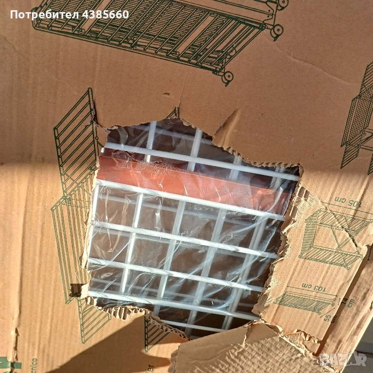 Голям простор с колелца.за дрехи, снимка 1