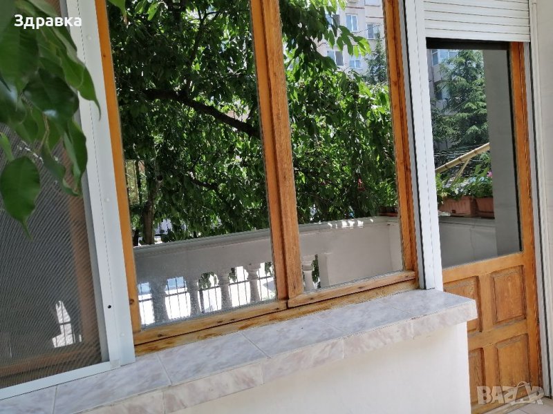 Продавам дограма с огледални стъкла , снимка 1