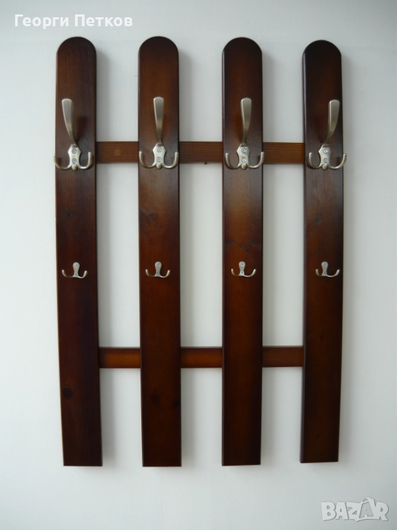 Закачалка от масив, с четири елемента., снимка 1