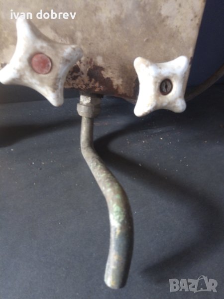 Стар проточен бойлер, снимка 1