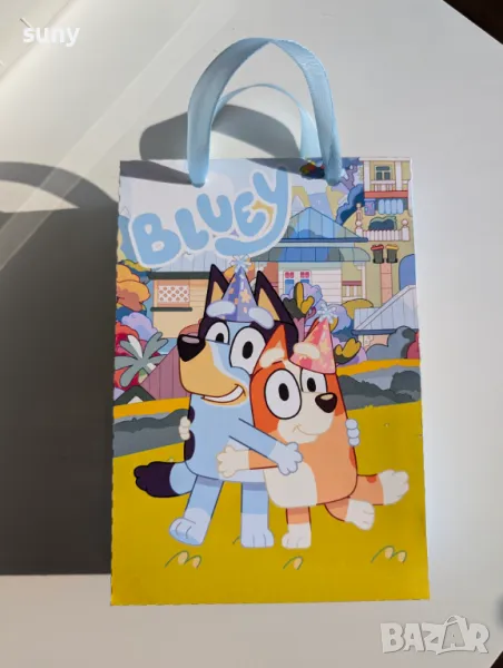 Картонена торбичка за лакомства и подаръци Блуи и Бинго, снимка 1