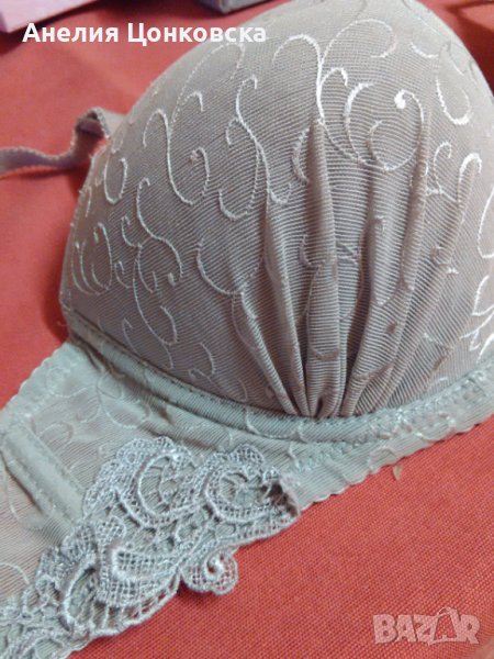 Нов луксозен сутиен в светлосиво, снимка 1