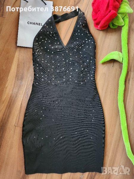 Луксозна рокля с камъни и гол гръб, снимка 1