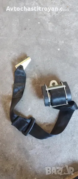 Заден десен колан VW golf 5 - 1K6 857 806 F, снимка 1