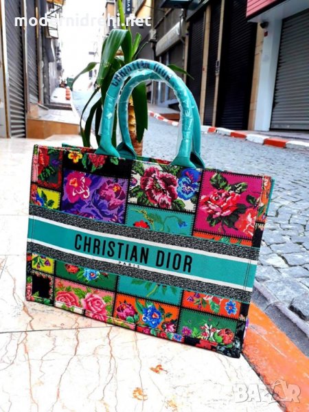 Дамска чанта Christian Dior код 22, снимка 1