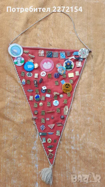 Флаг със значки, снимка 1