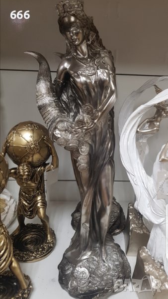 Статуетка, снимка 1