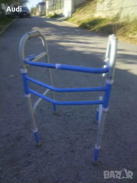 Сгъваема прохилка за възрастни, оперирани, трудно подвижни хора, инвалиди. Регулиране на височината , снимка 1