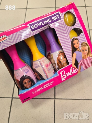 Barbie bowling 