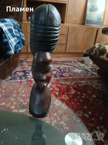 дървена фигура 