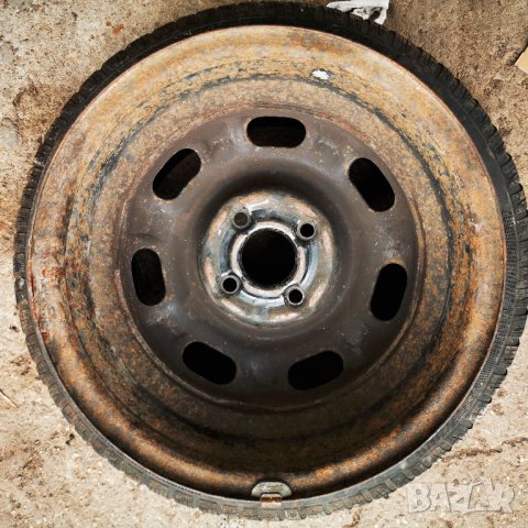 Джанта 14" 4х100 Голф 3, Пасат, снимка 3 - Гуми и джанти - 32718432