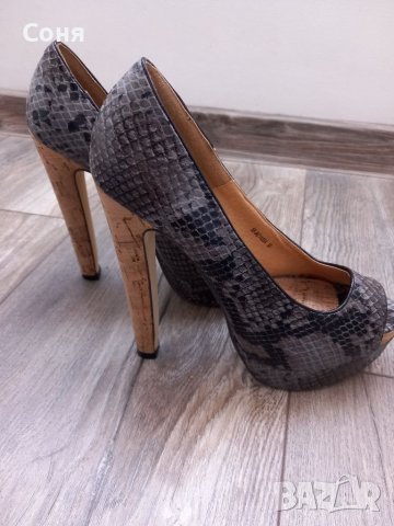 Страхотни обувки, снимка 4 - Дамски обувки на ток - 39768304
