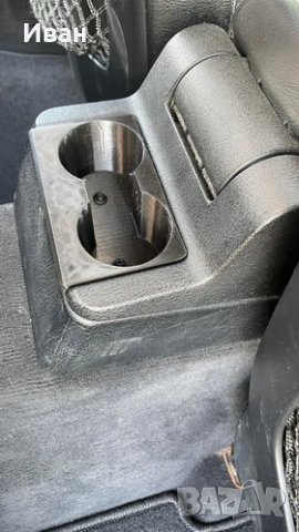 BMW E36 Rear Cup Holder - БМВ Е36 задна поставка за чаши, снимка 4 - Аксесоари и консумативи - 38786271