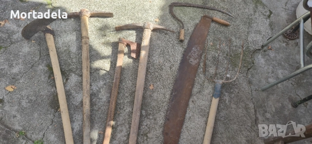 Стари инструменти кирка вила метален метър, снимка 2 - Други инструменти - 46175020