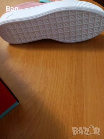 Нови дамски сникърси Puma Vikky Stacked Ribbon S, велур, цвят праскова, снимка 5 - Маратонки - 52023104