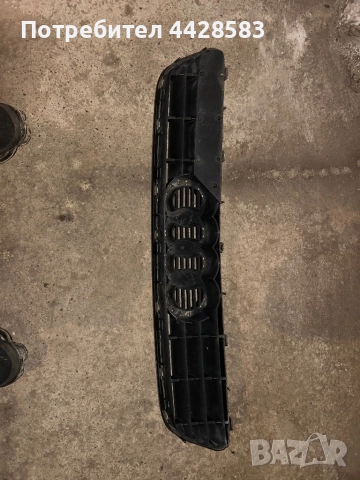 Оригинална решетка с емблема Audi a3 8l