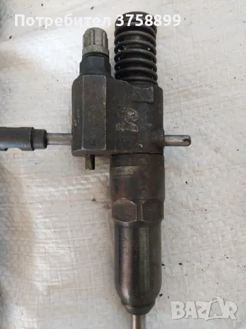 различни гориво нагнетателни помпи  и елементи и распръсквачи  за тях. 