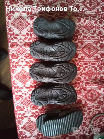 Продавам много изгодно детски чехли от, снимка 2 - Детски сандали и чехли - 43364162