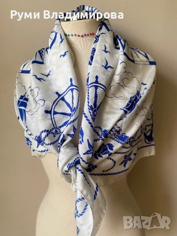 Бял копринен шал Roeckl с морски мотиви, снимка 3 - Шалове - 42699370