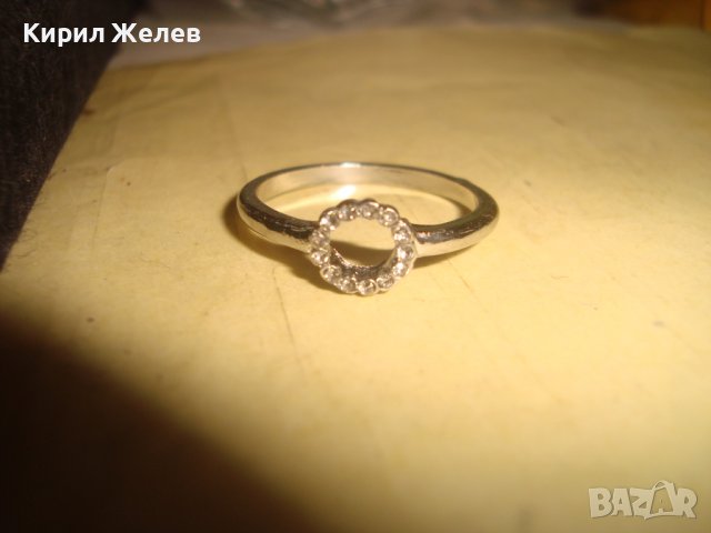 НЕЖЕН АРТ ПРЪСТЕН МЕДЕН с БЯЛА ПОЗЛАТА и ФИНИАТЮРНИ ФАСЕТИРАНИ ИСКРЯЩИ ЦИРКОНИ 27646, снимка 5 - Пръстени - 37515943