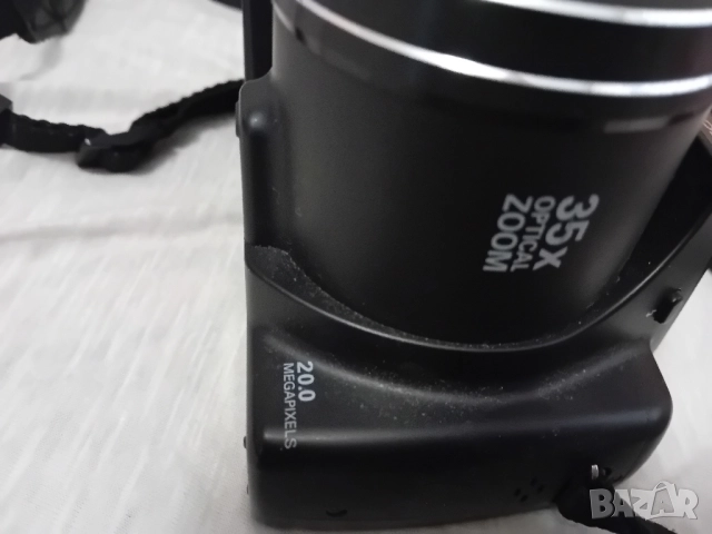 фотоапарат MEDION, снимка 7 - Фотоапарати - 52097392