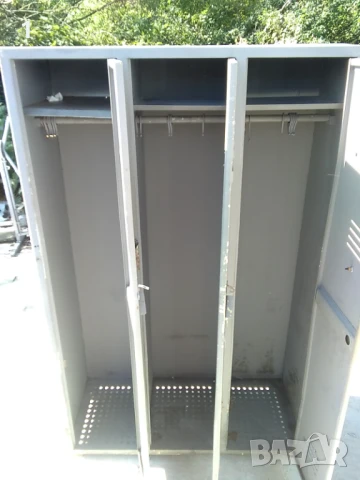 Метален работен шкаф, снимка 3 - Други инструменти - 50617898