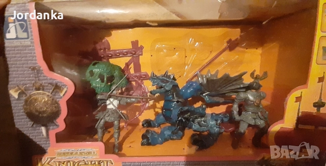 Дракон с рицари