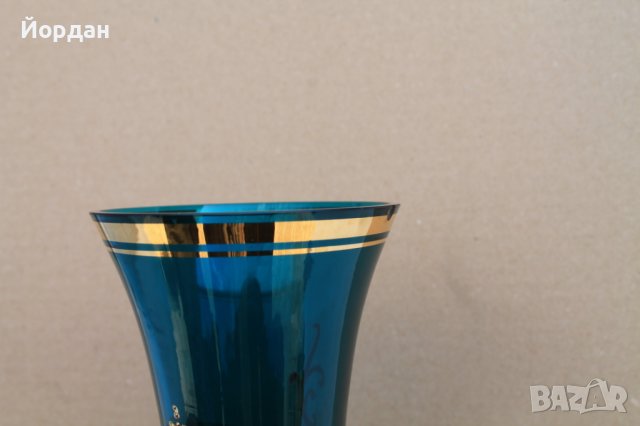 Ваза Бохемия синьо стъкло, снимка 9 - Други ценни предмети - 40566319