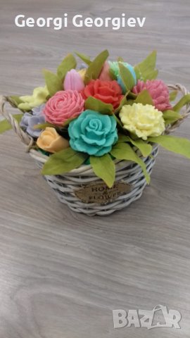 Подарък за свети Валентин с ароматни цветя , снимка 7 - Изкуствени цветя - 39643874