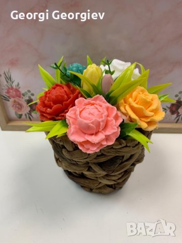 цветя от ароматен глицеринов сапун и Българска роза , снимка 11 - Картини - 43389734