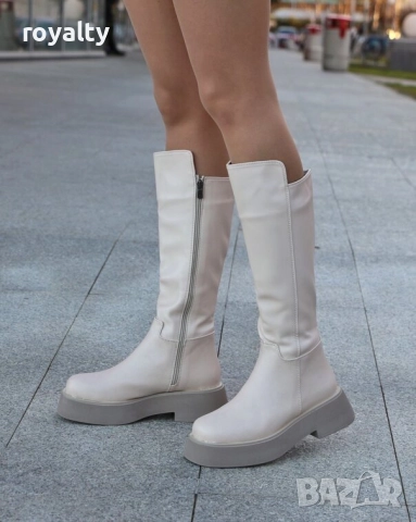 Равни ботуши - бежова кожа - DG90