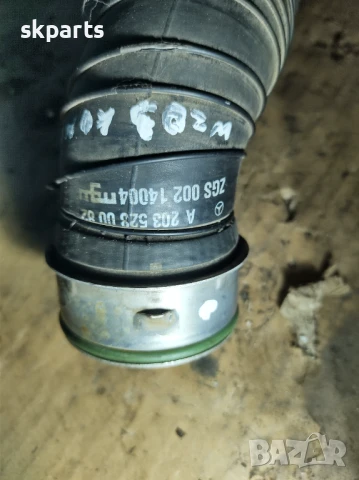 Маркуч турбо/компресор за Mercedes-Benz C-Class /Мерцедес C200 w203(А203 528 00 82) /220017/, снимка 4 - Части - 50889160